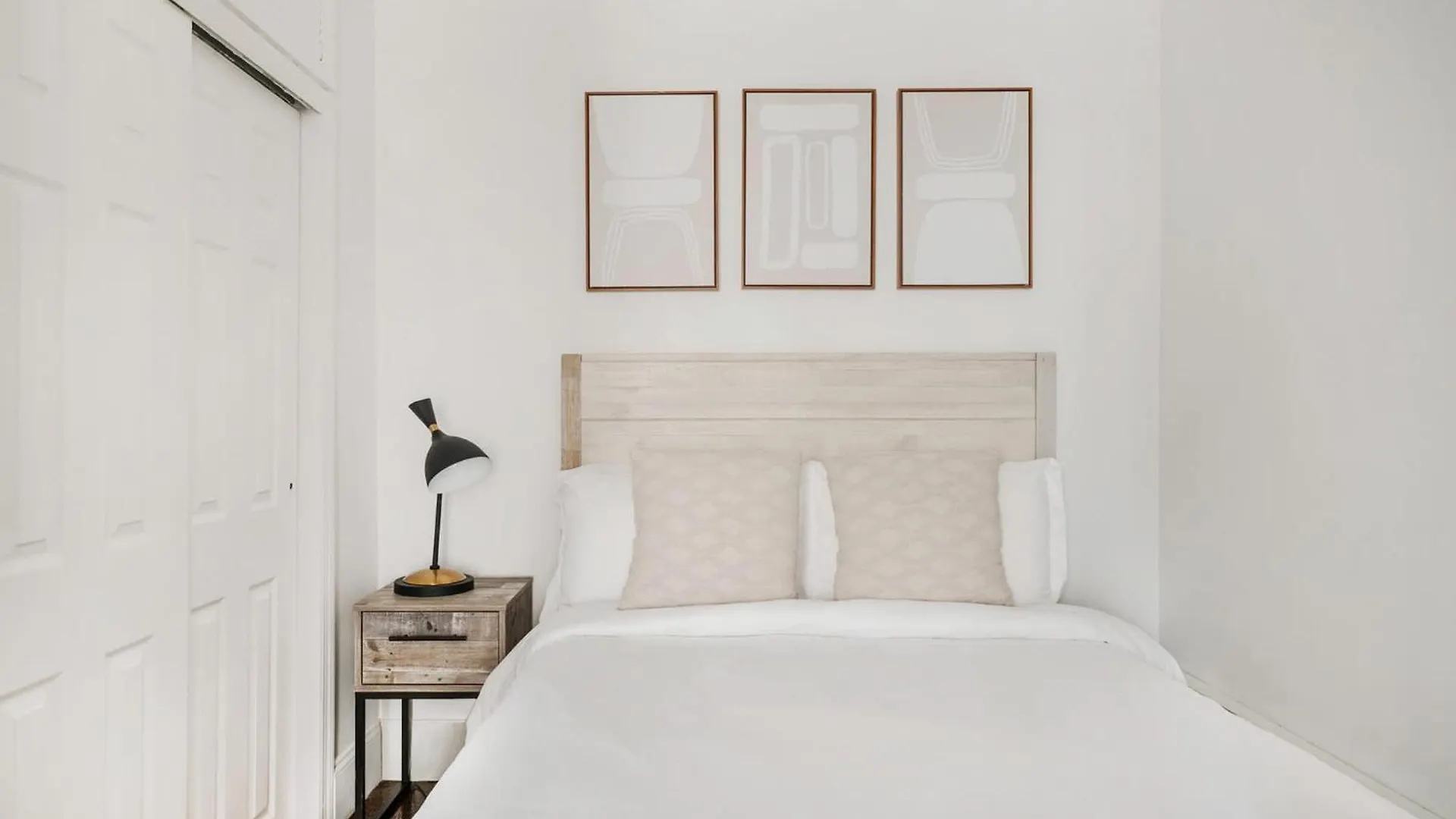 69-3A Modern Holiday Getaway 1Br Prime Lower East Side Brand New New York